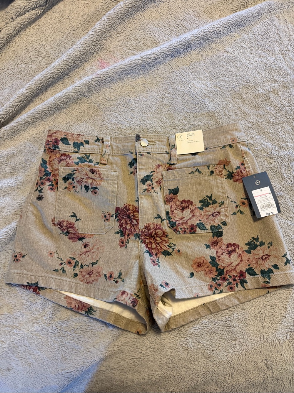 NWT: Universal Thread Floral Sailor Shorts